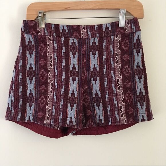 Hollister Pants - Hollister Aztec Shorts | Size 3